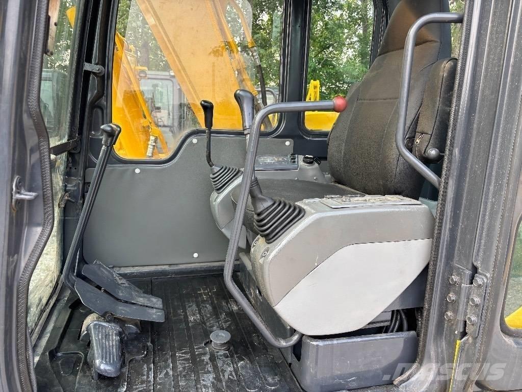 Komatsu PC 70 Minikoparki