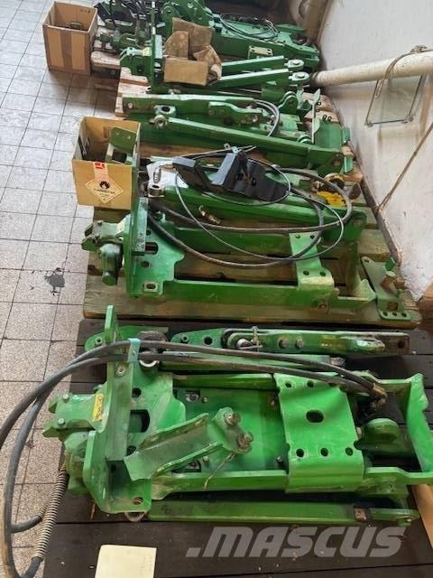 John Deere Hitch Inne akcesoria do ciągników