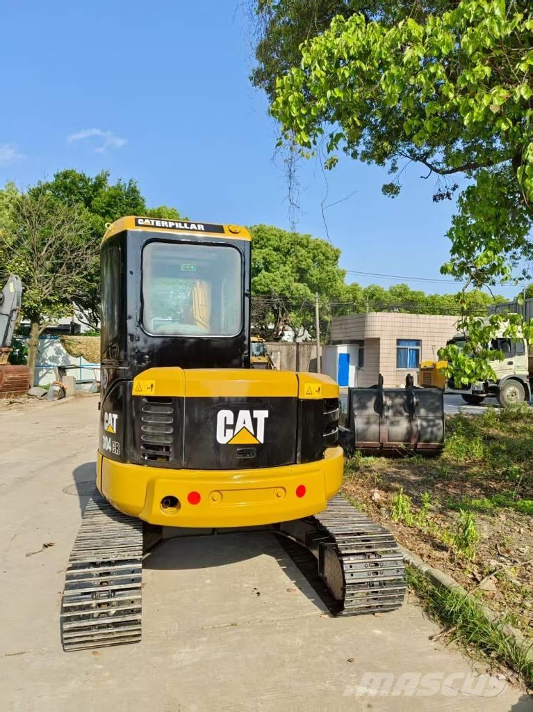 CAT 304 CR Minikoparki