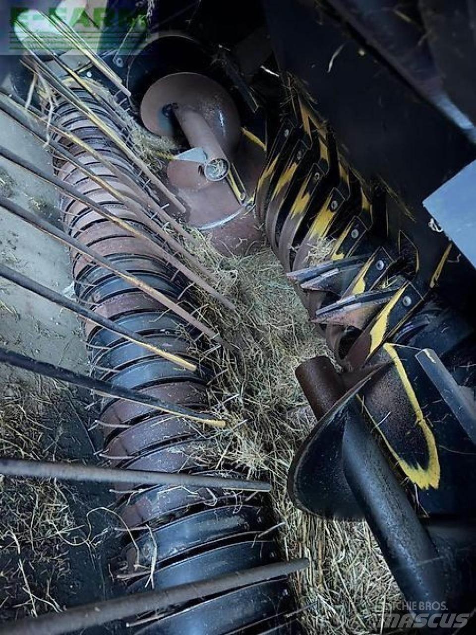 New Holland d1010 Prasy kostkujące