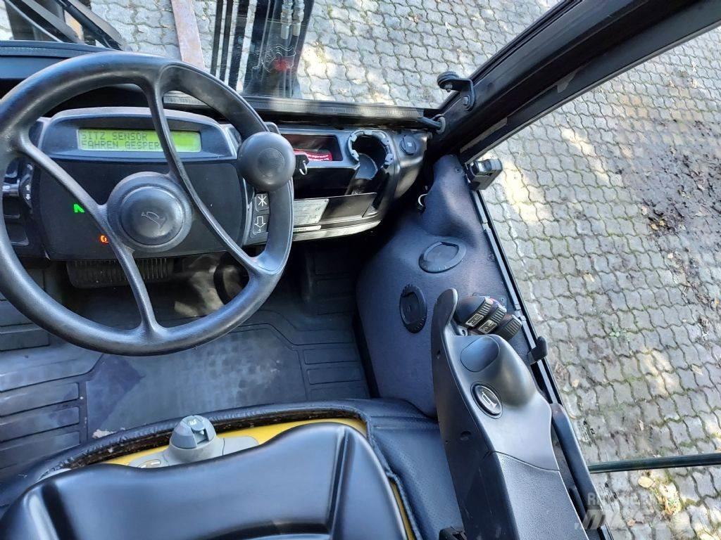 Yale GLP 25VX Wózki LPG