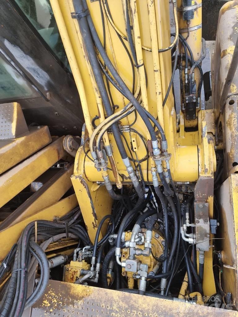 CAT M 325 D L MH Koparki przeładunkowe