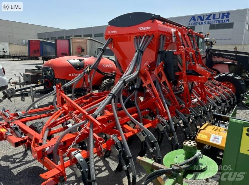 Kubota TD1001F Siewniki