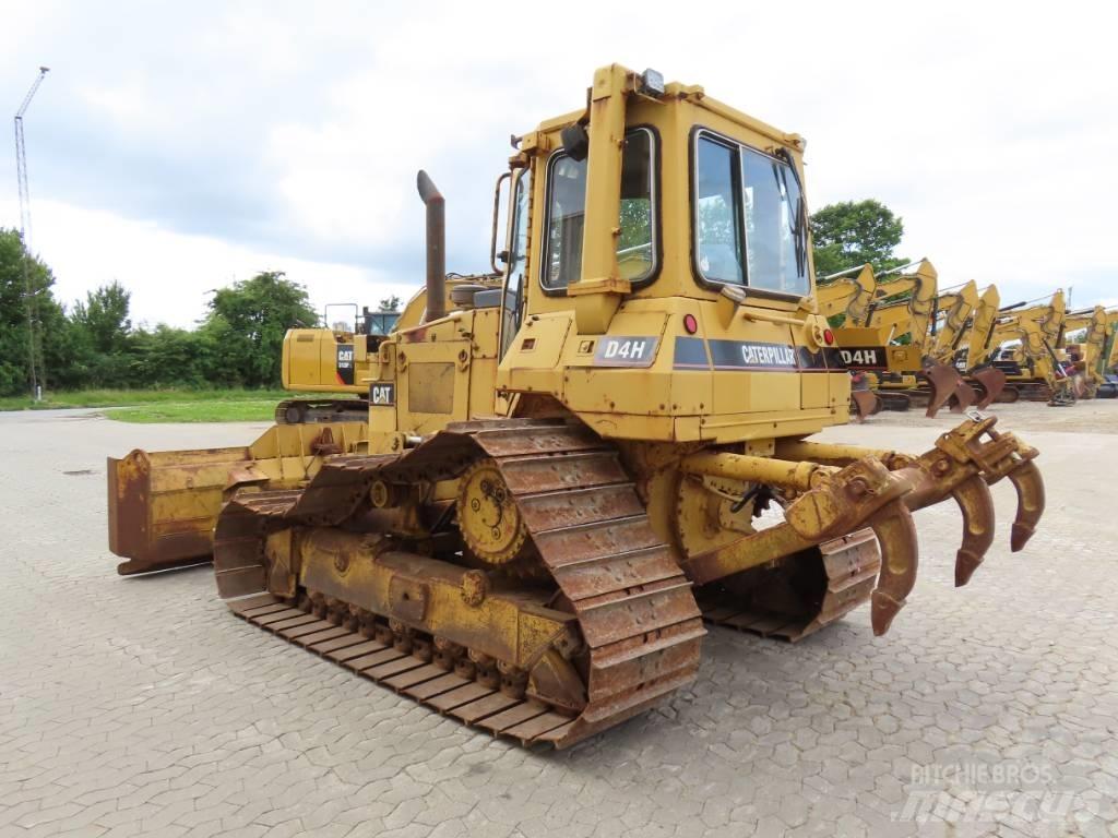 CAT D 4 H Spycharki gąsienicowe