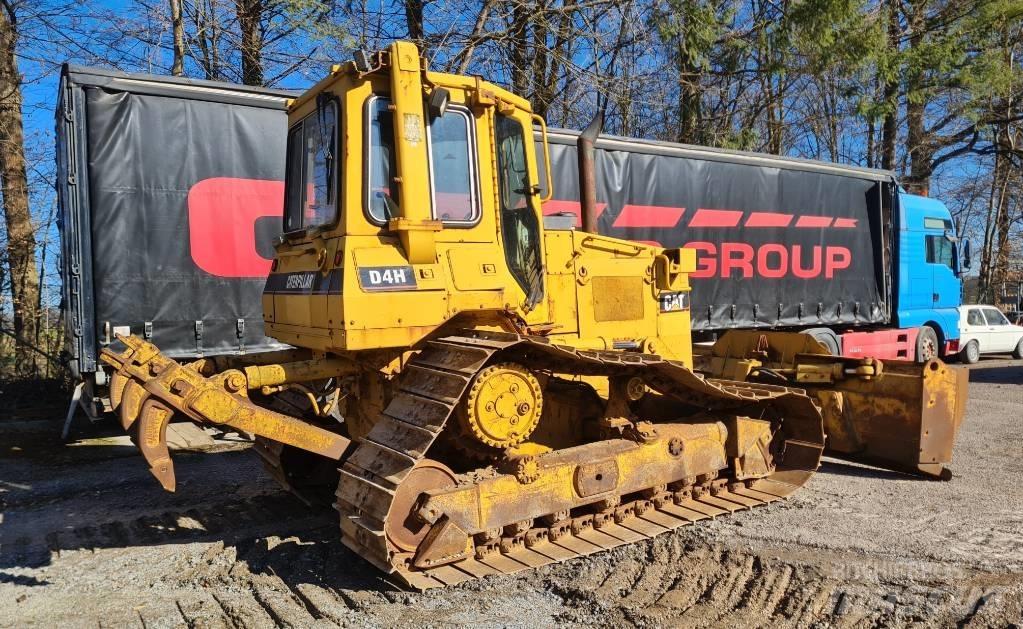 CAT D 4 H Spycharki gąsienicowe