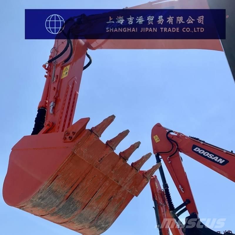 Doosan DX 300 Koparki gąsienicowe