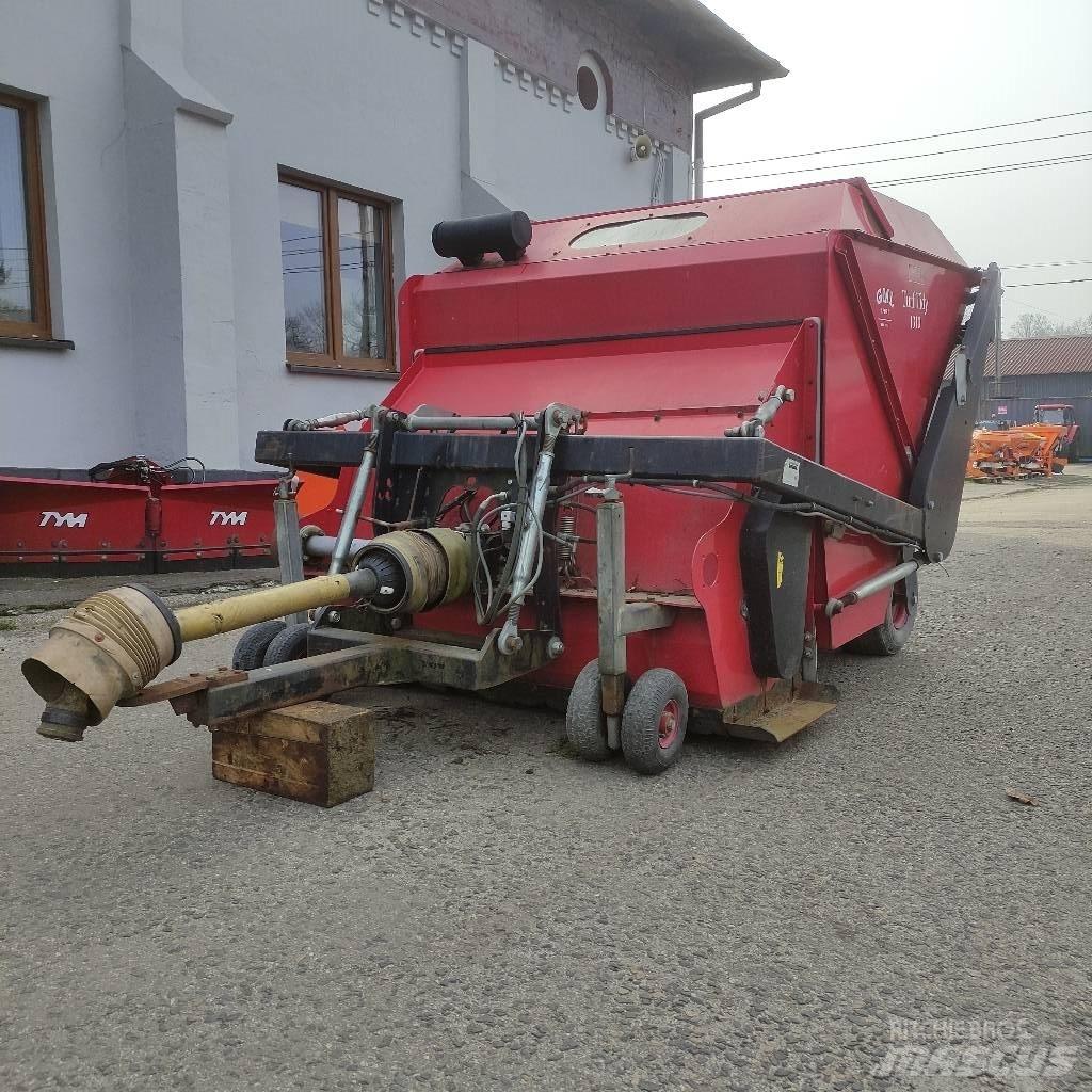 Turf Maker Tidy Kosiarki ciągnikowe i ciągnione