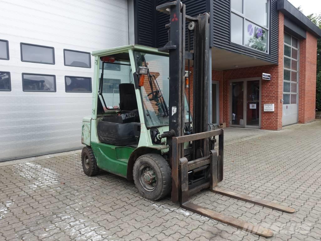 Mitsubishi FD 25 T Wózki Diesla