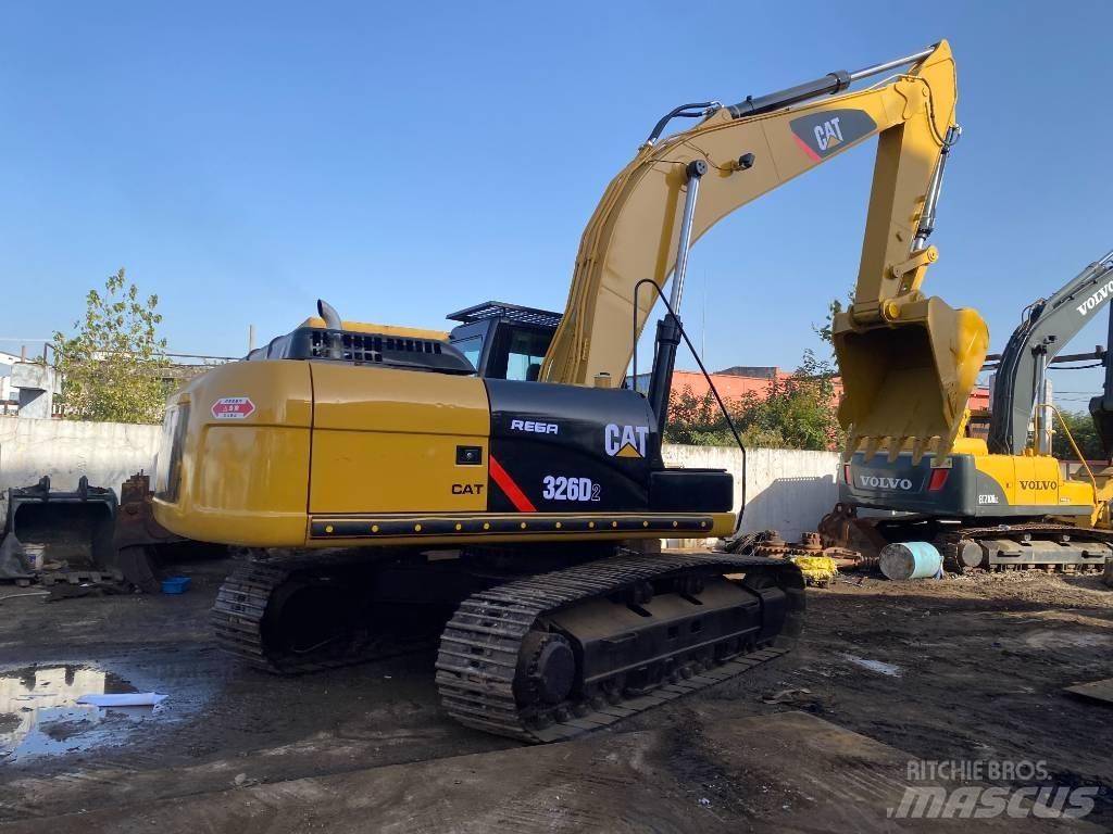 CAT 326 D2L Koparki gąsienicowe