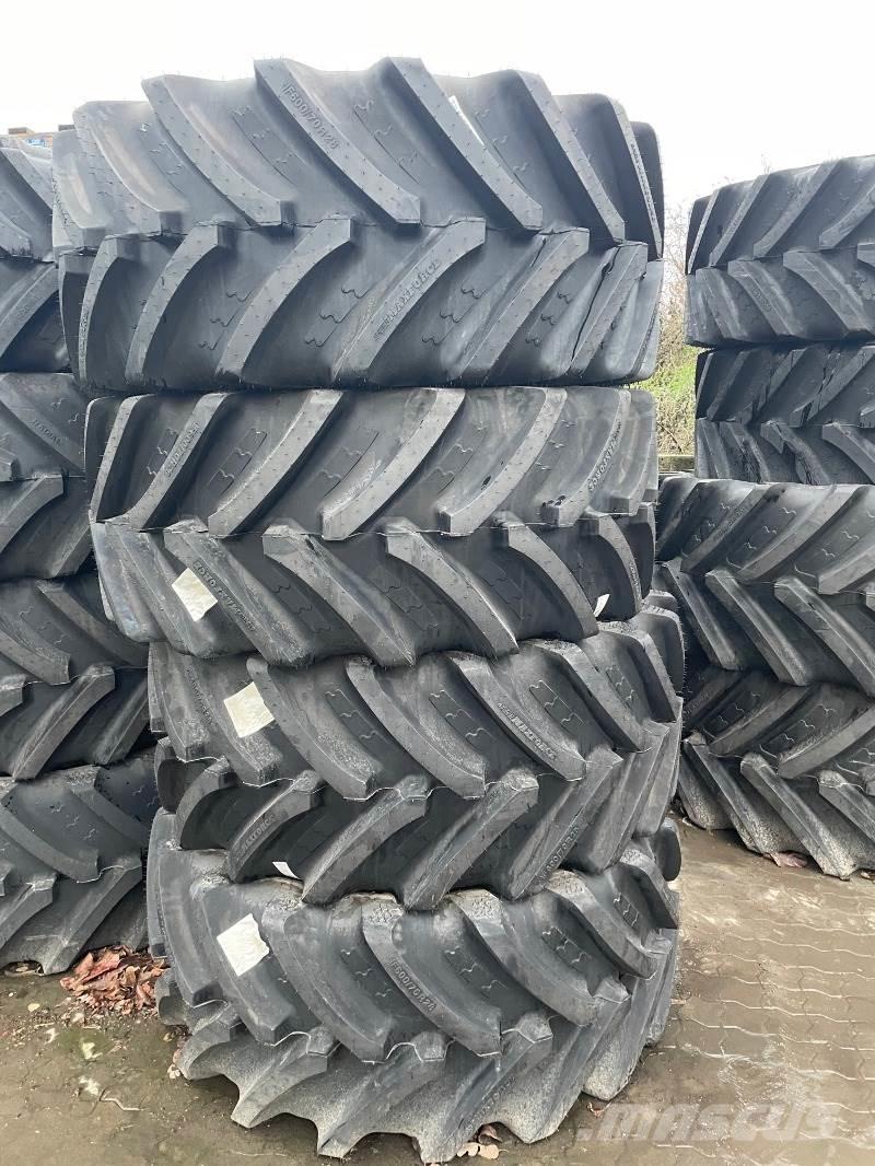 BKT IF 600/70R28 Opony, koła i felgi