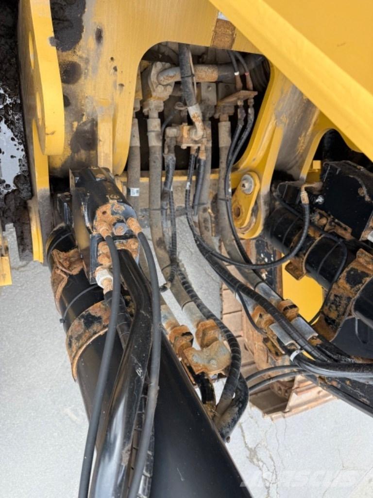 CAT 374 F L Koparki gąsienicowe