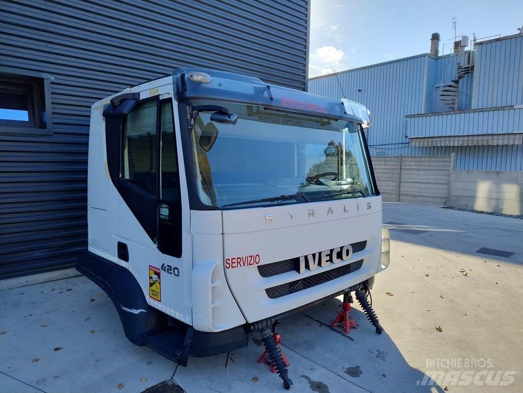 Iveco STRALIS AT Kabiny i wnętrze