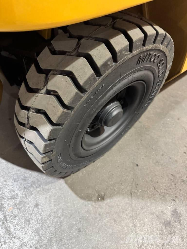 CAT GP 25 K Wózki widłowe inne