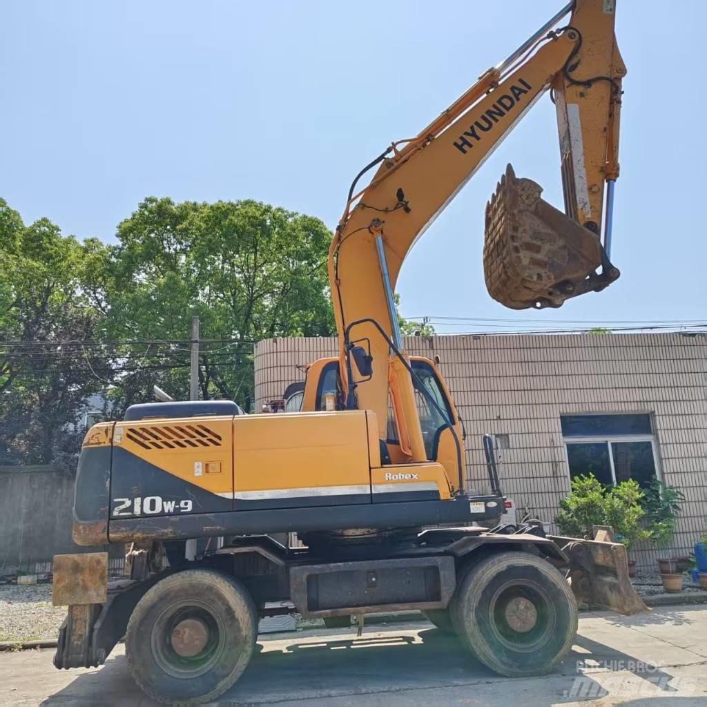 Hyundai R210w-9 Midikoparki  7t - 12t