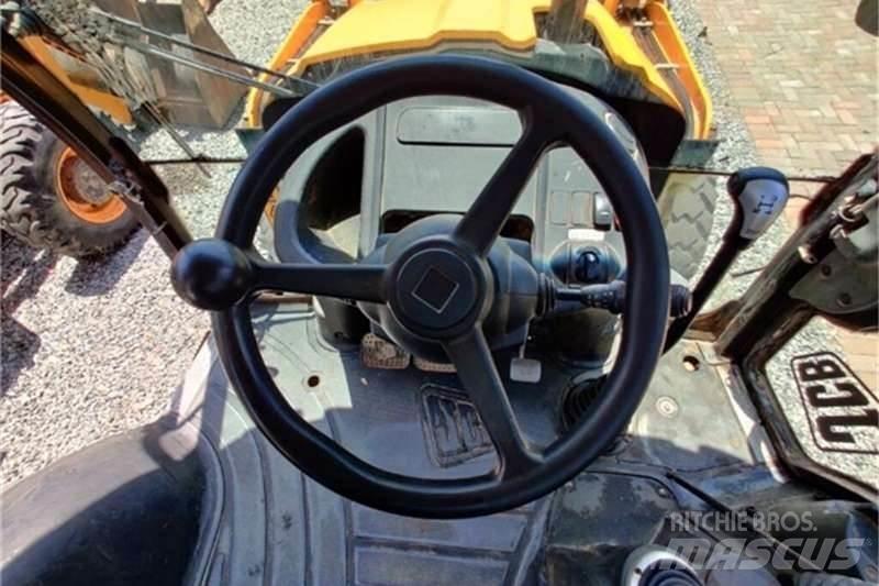 JCB 3CX 4X4 TLB Koparko-ładowarki