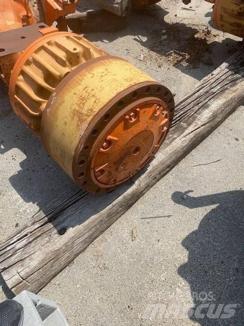 Fiat-Hitachi 350 Mosty, wały i osie