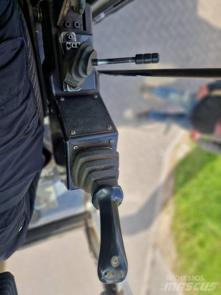 Fuchs MHL 331 Koparki przeładunkowe