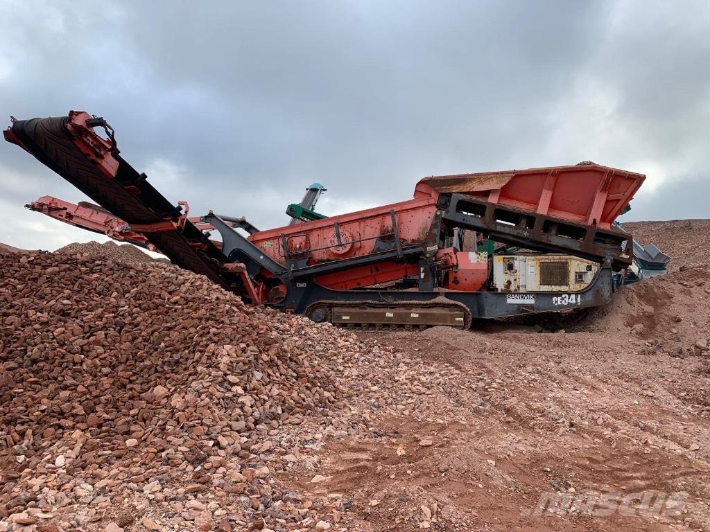 Sandvik QE 341 Przesiewacze mobilne