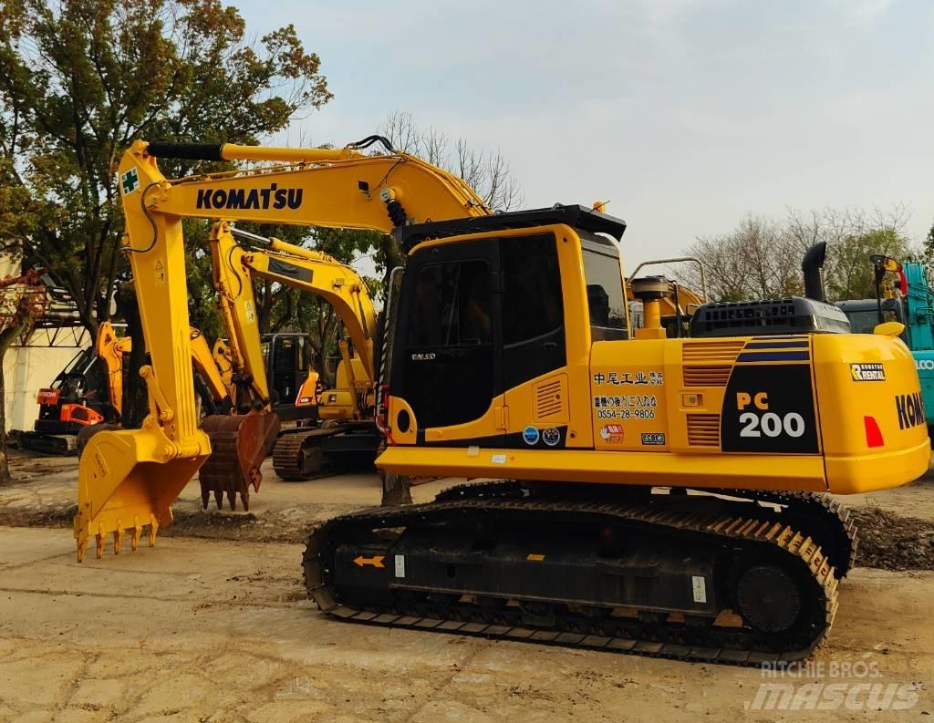 Komatsu PC200 Koparki gąsienicowe