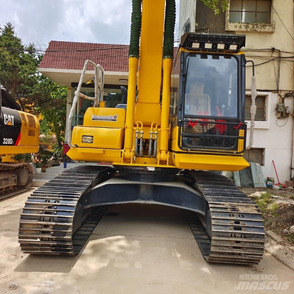 Komatsu PC 200 Koparki gąsienicowe