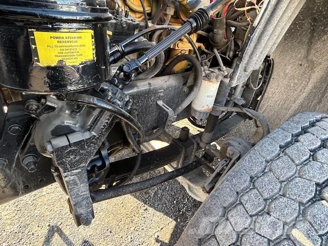 Freightliner M2 Żurawie samochodowe