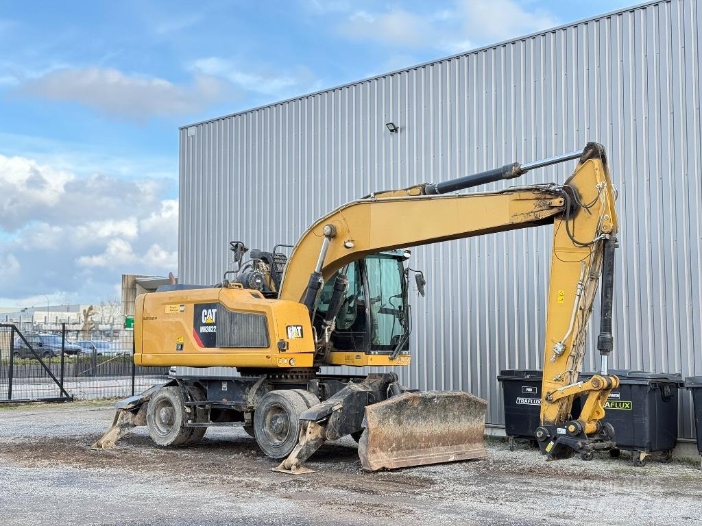 CAT MH3022 Koparki przeładunkowe