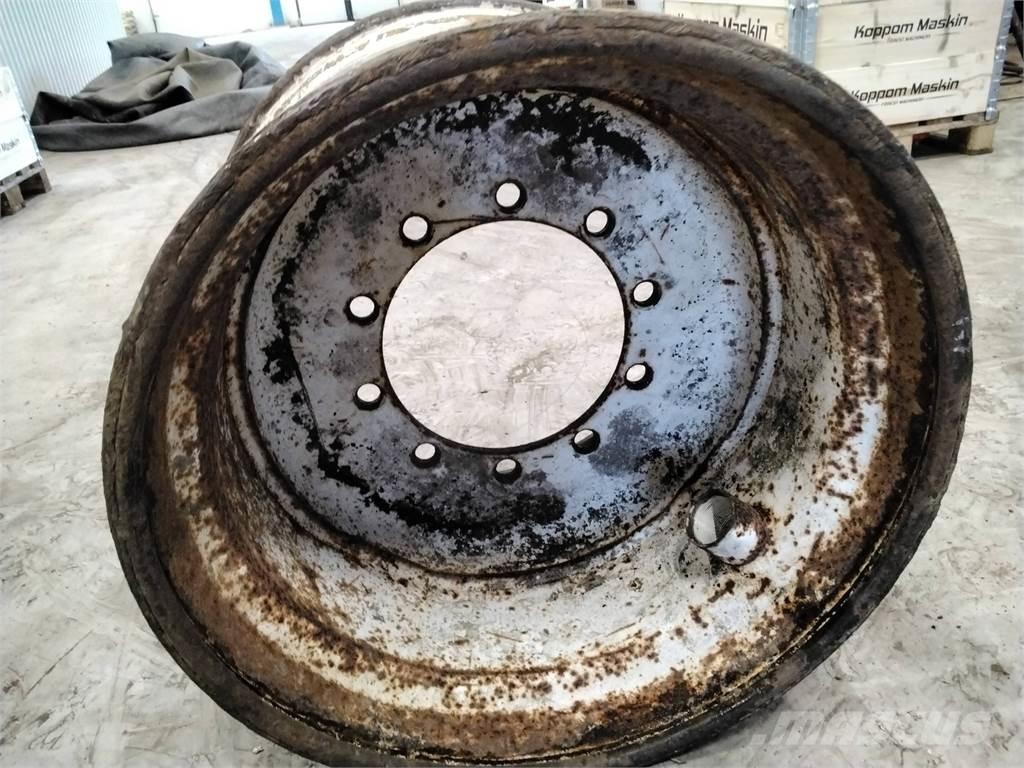 Valmet 836 20x26,5 Opony, koła i felgi