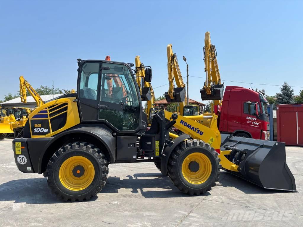 Komatsu WA 100 M-8 Miniładowarki