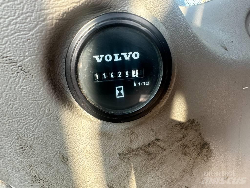 Volvo EW 210 C Koparki kołowe