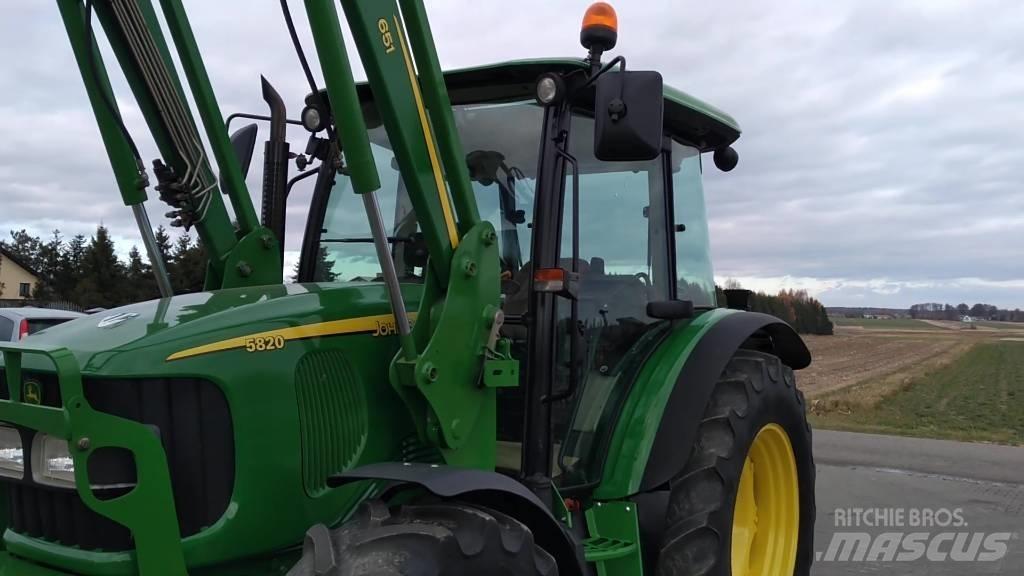 John Deere 5820 Ciągniki rolnicze