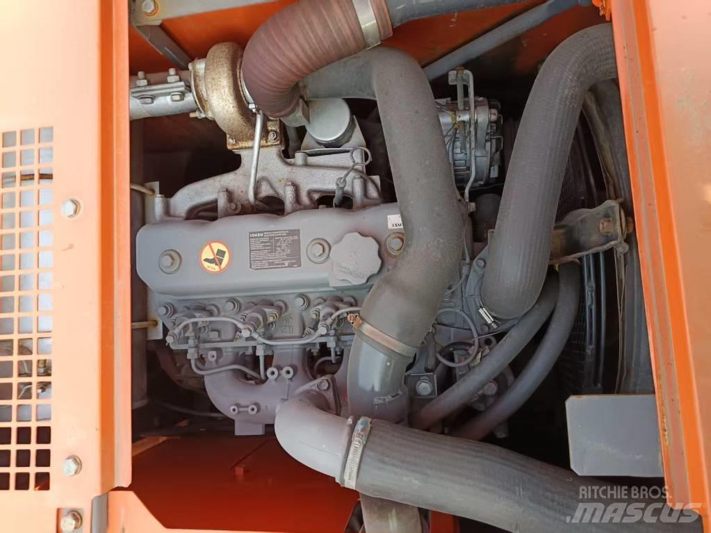 Hitachi ZX135 Koparki gąsienicowe
