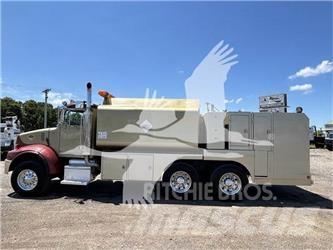 Peterbilt 330 Maszyny budowlane - Inne