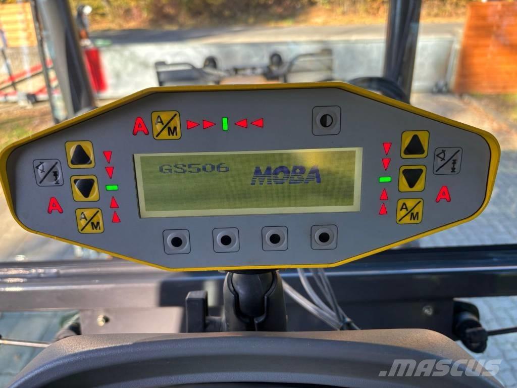 CASE 856 C AWD Równiarki