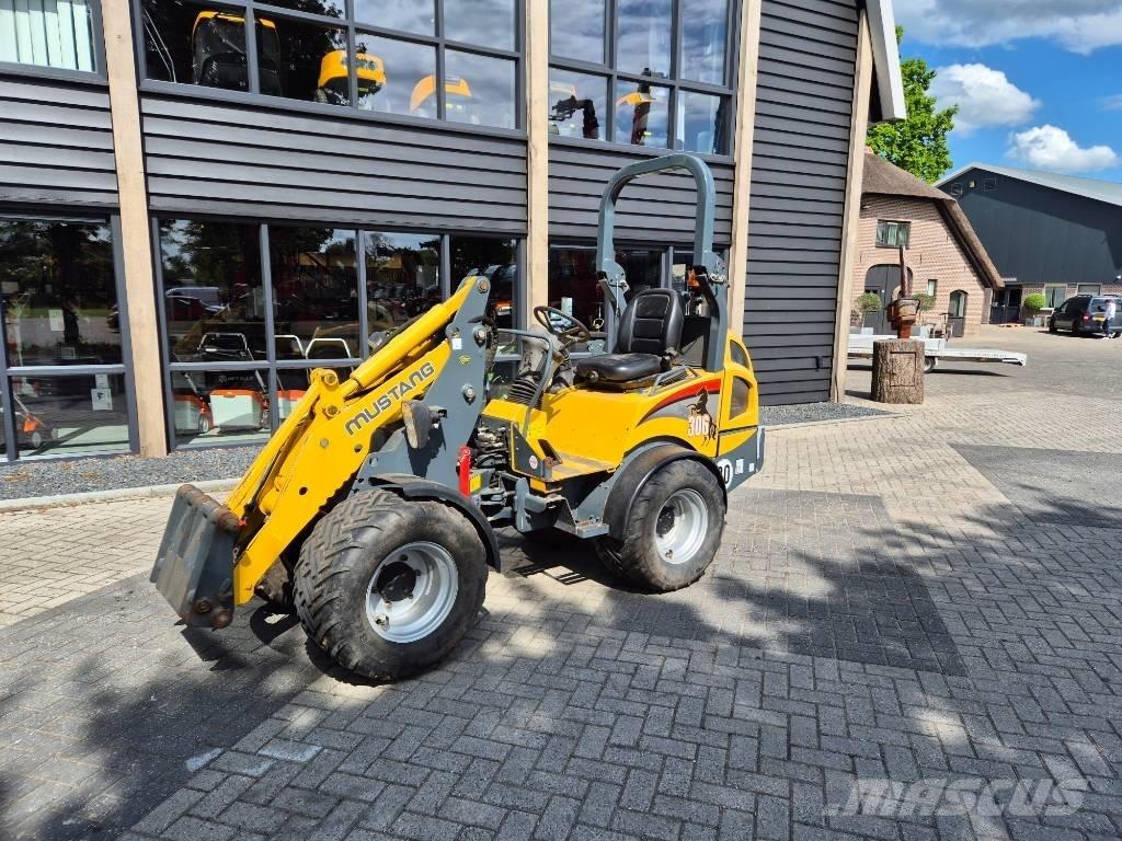 Mustang AL 306 Miniładowarki