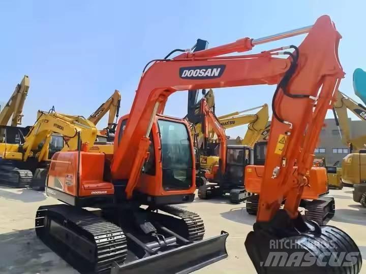 Doosan DX 80 - 9C Minikoparki