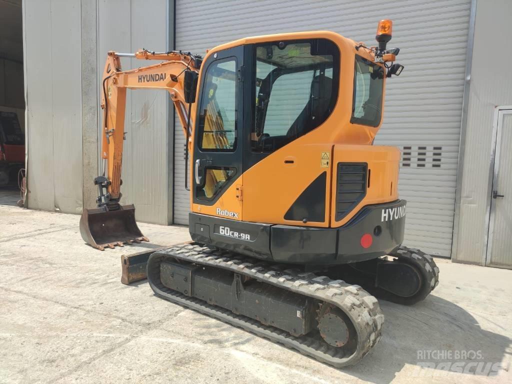 Hyundai R60CR-9A Minikoparki