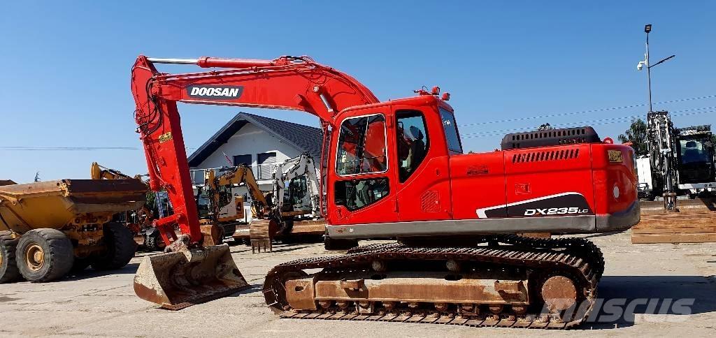 Doosan DX 235 LC Koparki gąsienicowe