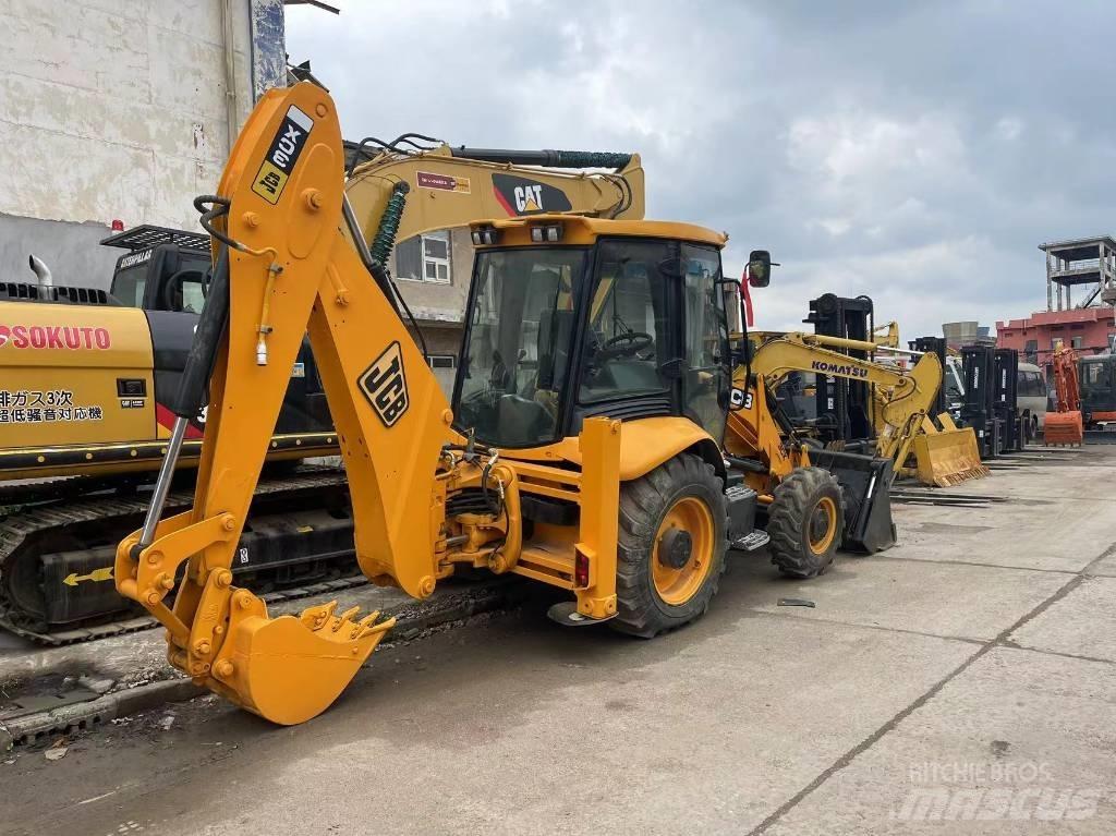JCB 3 CX Koparko-ładowarki