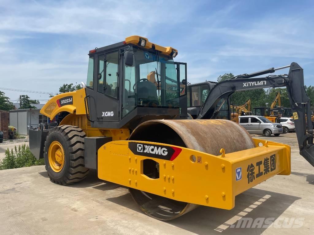 XCMG XS 223 J Walce jednobębnowe