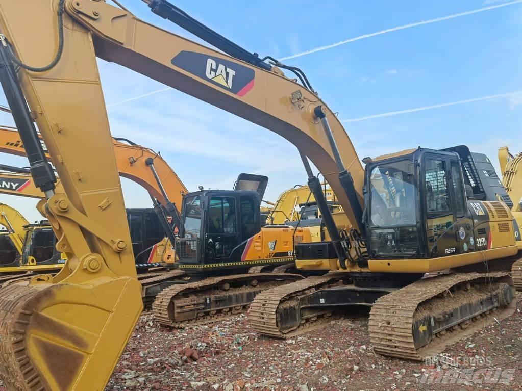 CAT 325 D2 Koparki gąsienicowe