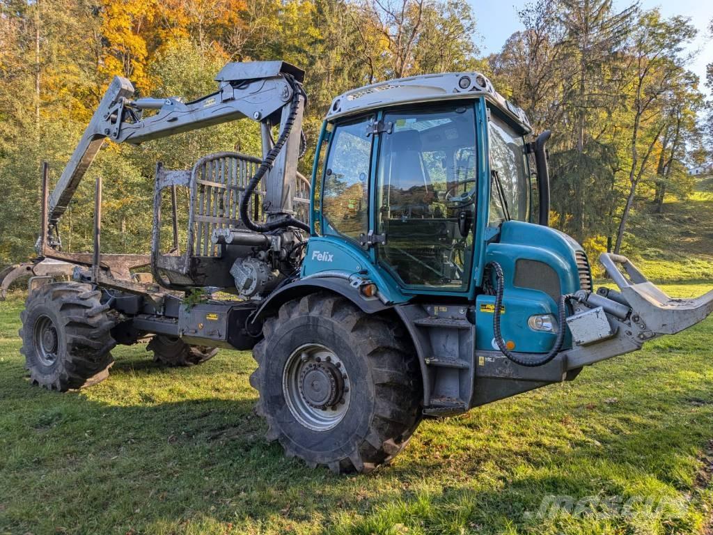 Pfanzelt Felix Forwardery