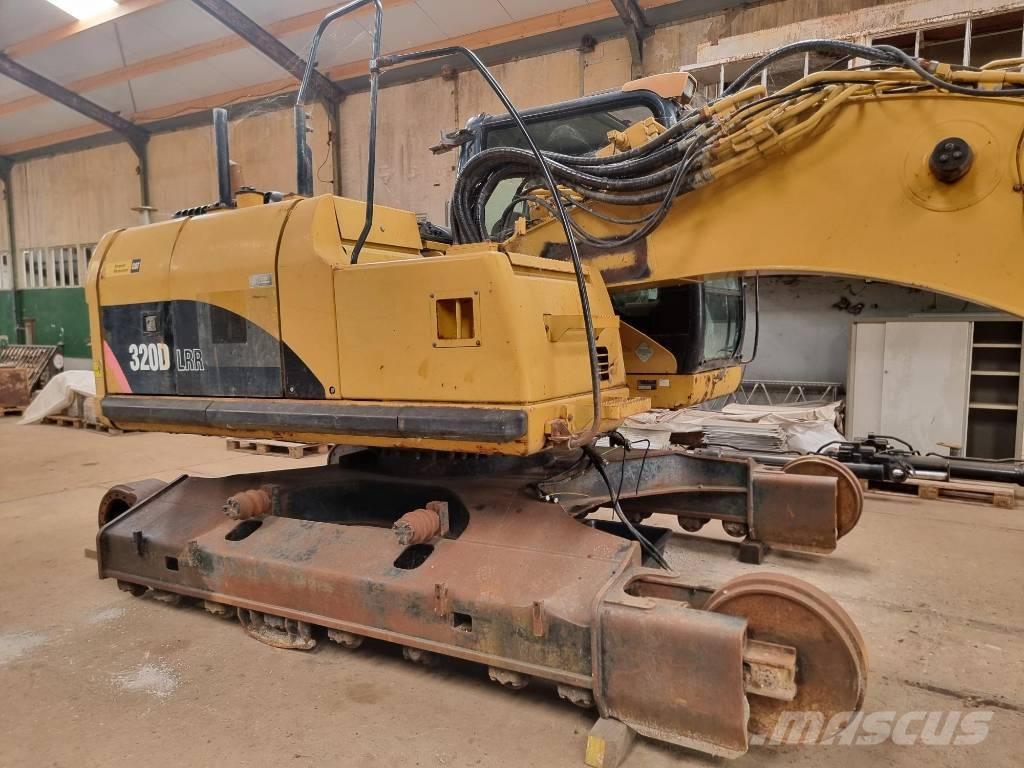 CAT 320 D FOR PARTS Koparki gąsienicowe