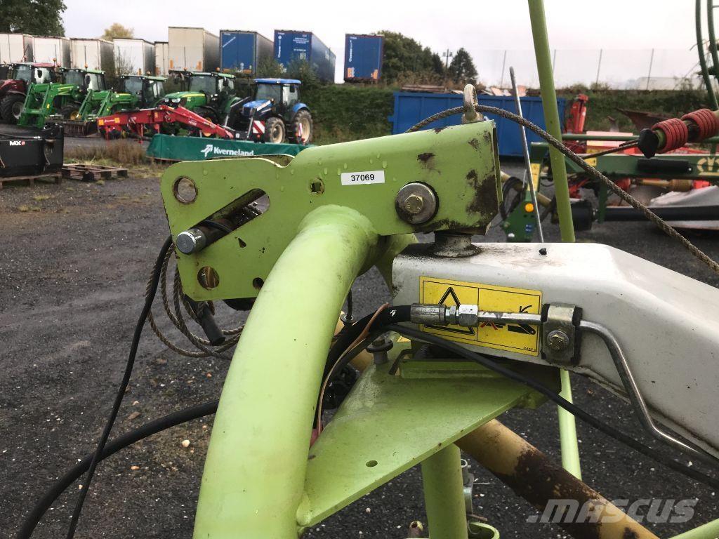 CLAAS Volto 58 Zgrabiarki i przetrząsacze