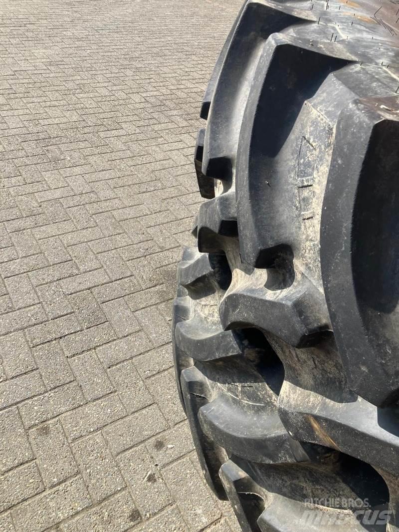 Petlas 520/85R42 Maszyny rolnicze - Inne