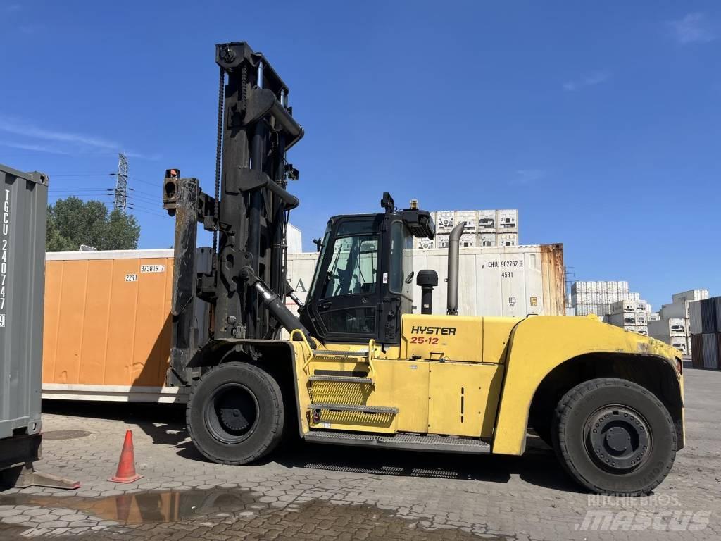 Hyster H25XM-12 Wozy do składowania i transportu kontenerów