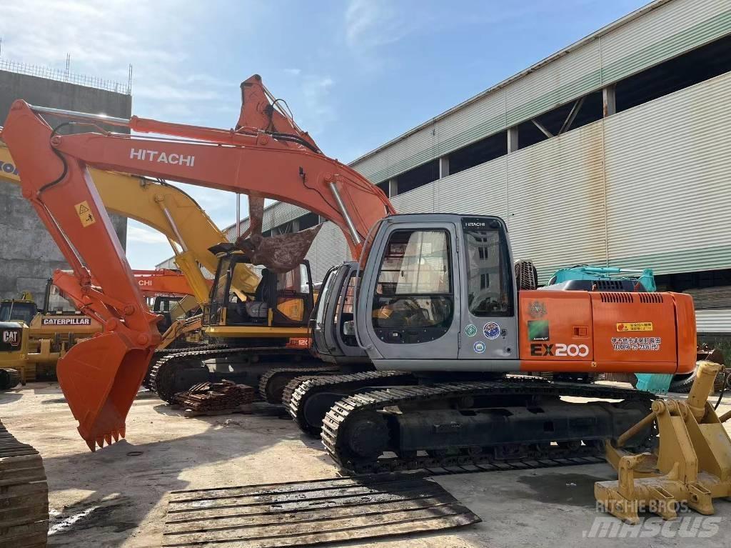 Hitachi EX 200 Koparki gąsienicowe