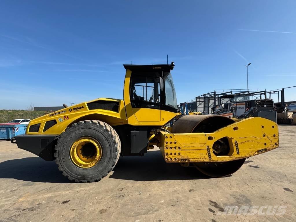Bomag BW 226 BVC-5 Walce jednobębnowe