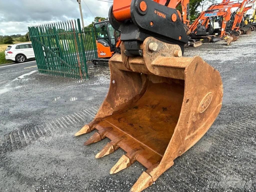 Hitachi ZX 350 LC-6 Koparki gąsienicowe