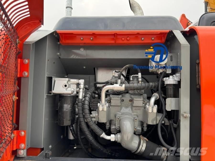 Hitachi ZX 240 Koparki gąsienicowe