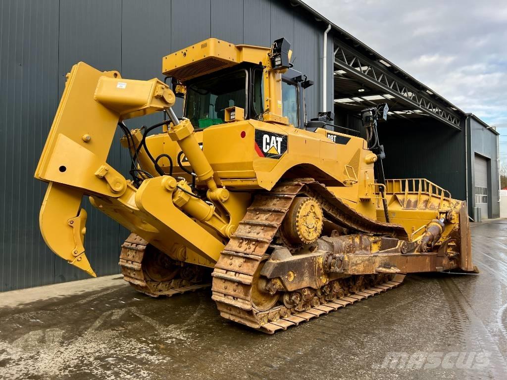 CAT D8T - CE Spycharki gąsienicowe